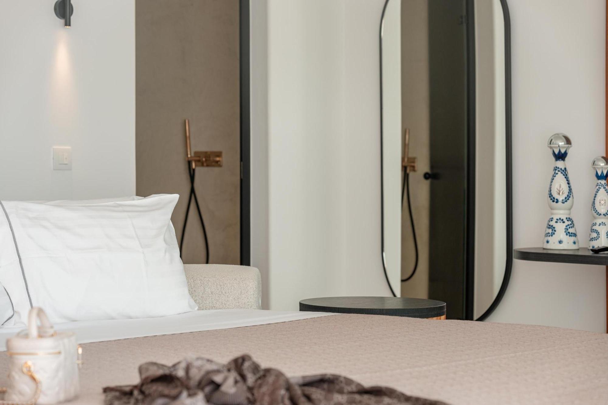 Muse Of Mykonos Luxury Suites Mykonos Town Luaran gambar